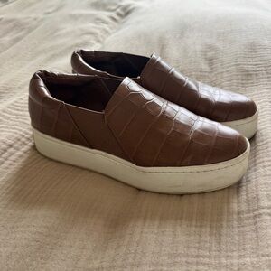 Vince Warren Sneaker